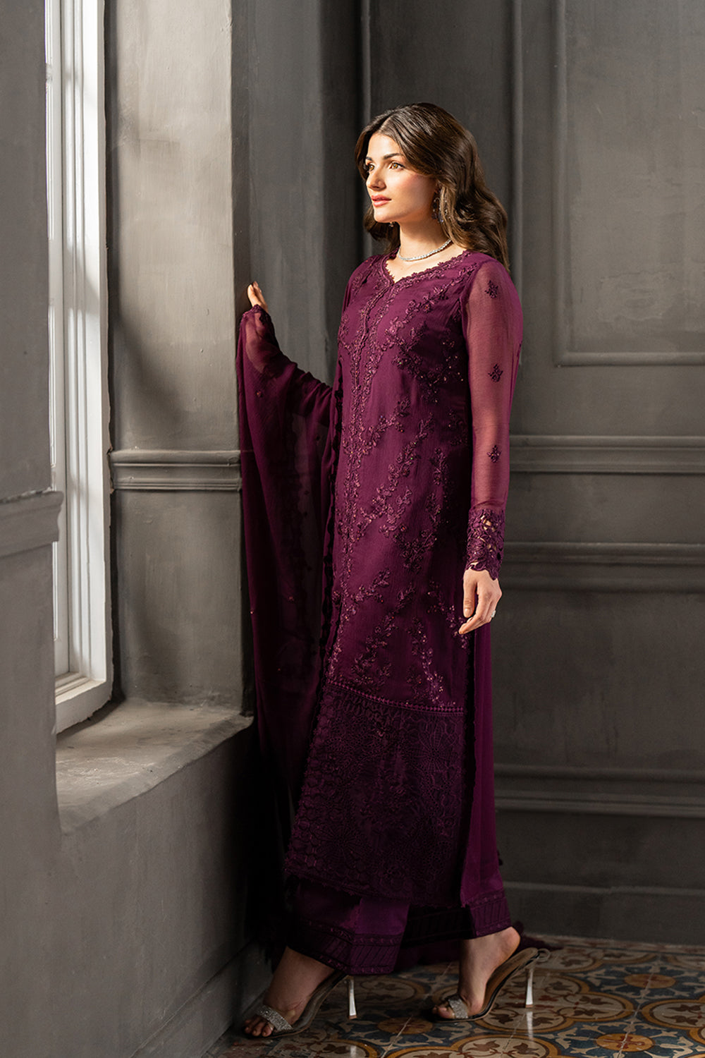 Style 16067 - Taille 6 (noir) - Le Bouton Rose Style 16067 - Taille 6 (noir) - Le Bouton Rose